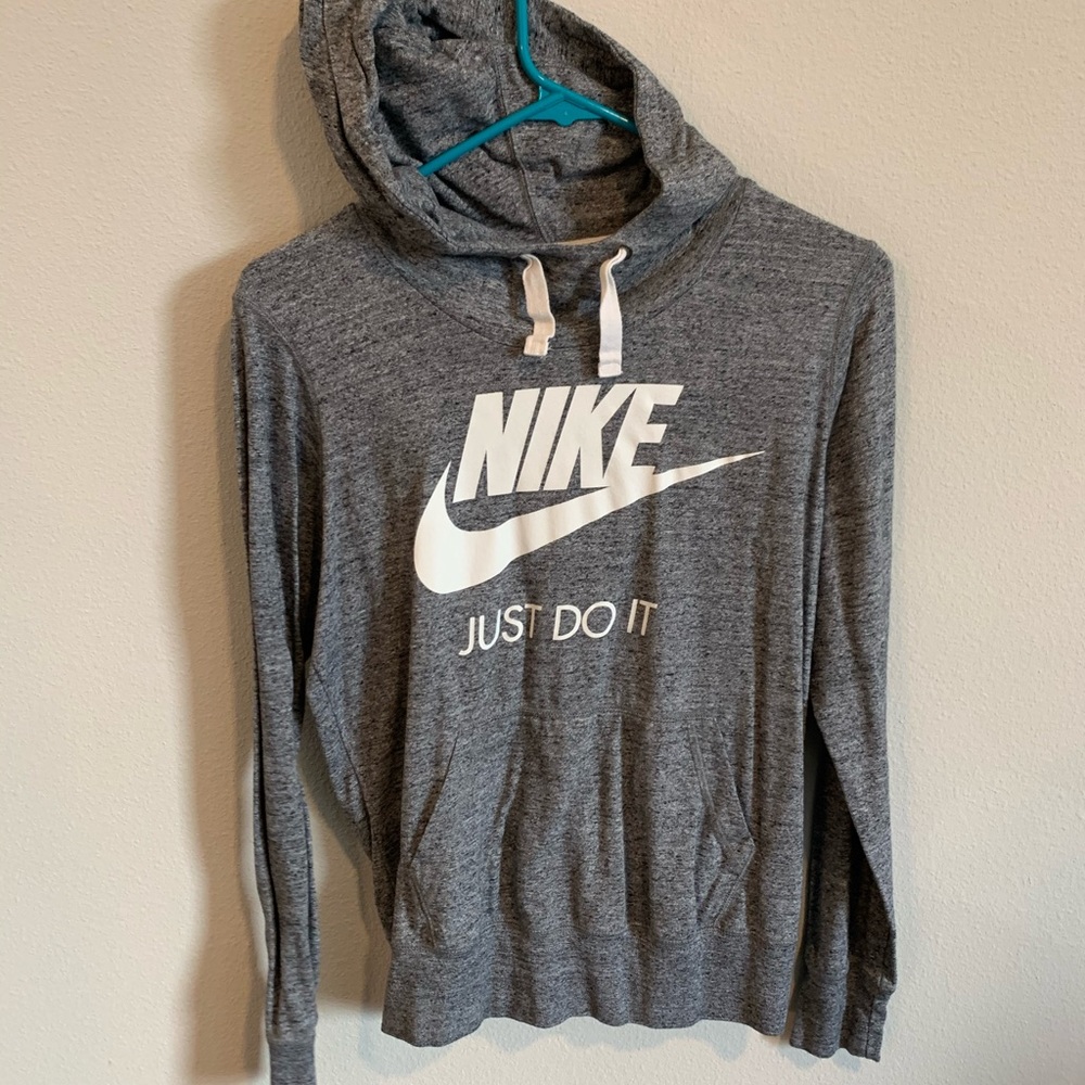 Nike Hooded Long Sleeve